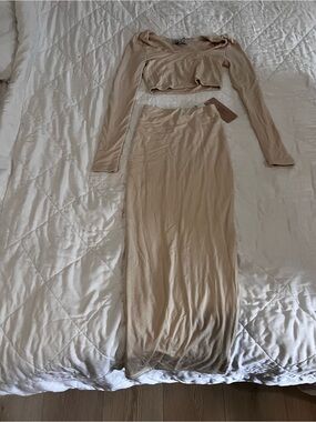 Re Ona Beige Long Maxi Skirt